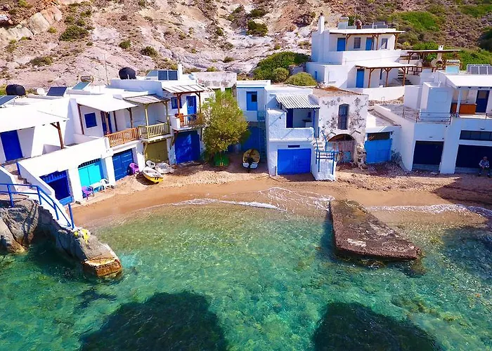 The Cove House Plaka (Milos)