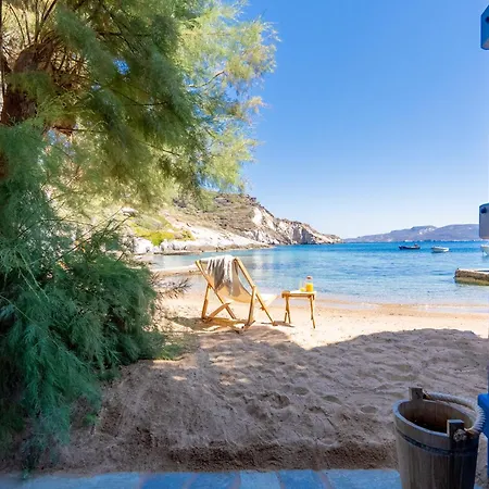 The Cove House * Plaka (Milos)