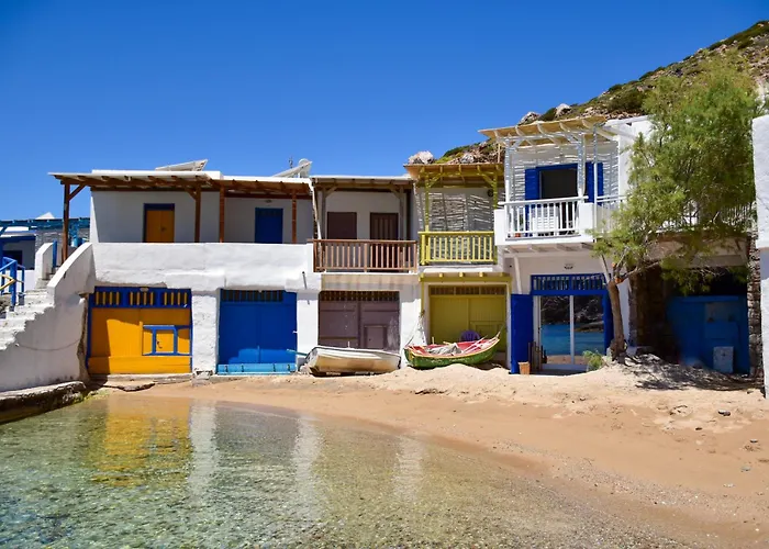 The Cove House Plaka (Milos)